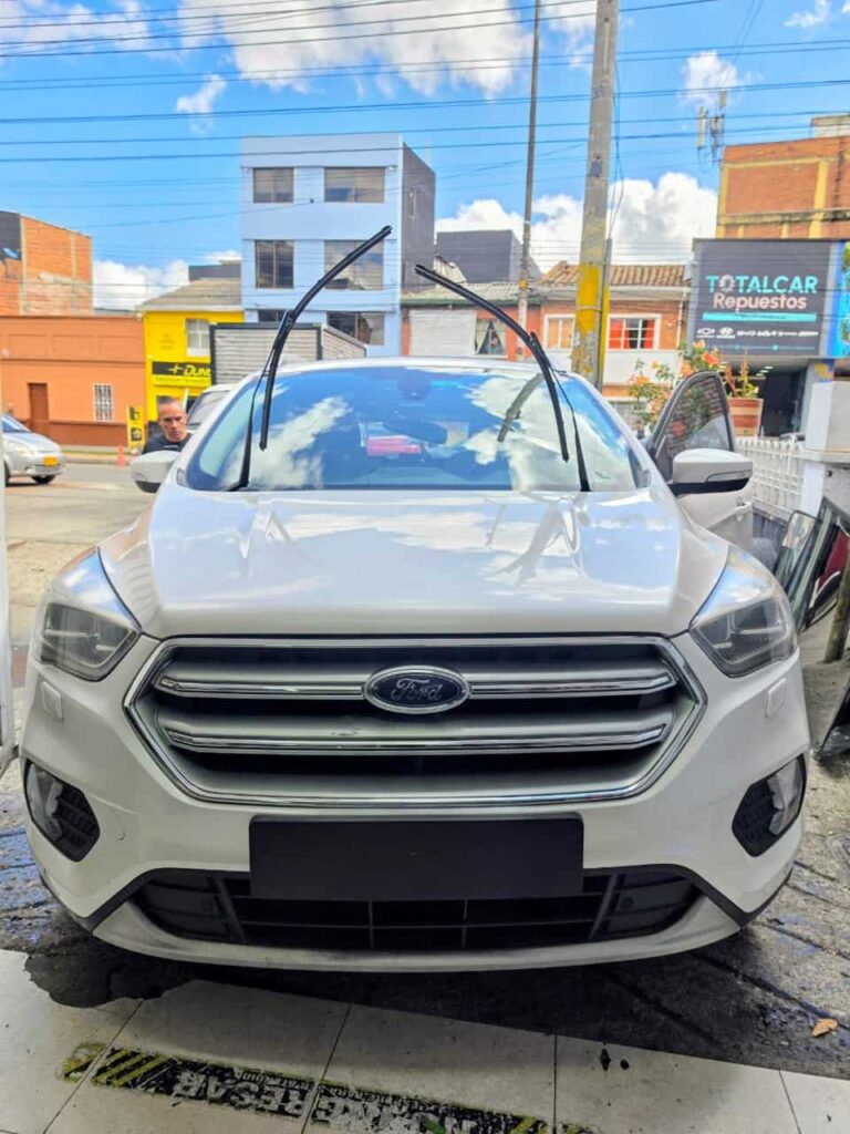 Vidrio-Parabrisas-Ford