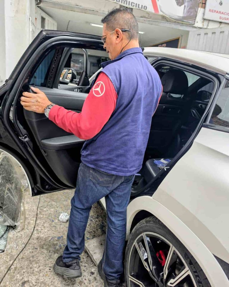 Vidrio-Puerta-Bmw-Bogota