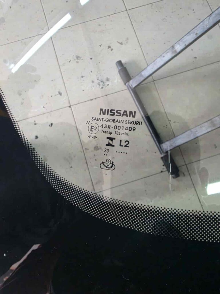 vidrios-originales-Nissan-Bogota